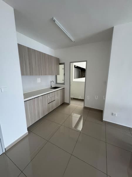 Condominium for Rent at Residensi Dutamas Dahlia - Farah Rasul - Kitchen - PropertyGuru.com.my