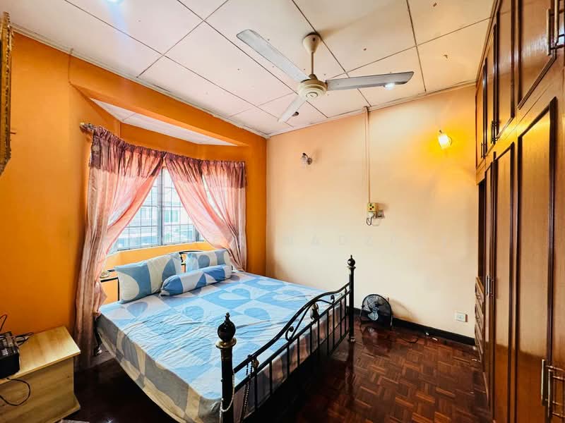 2-storey Terraced House for Sale in Usj 11 (Subang Jaya) - Ammeer Nadzrai - Bedroom - PropertyGuru.com.my