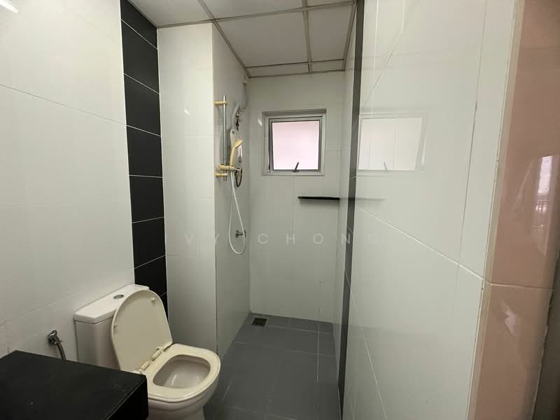 Condominium for Rent at The Wharf Residence - Ivy Chong - Bathroom - PropertyGuru.com.my