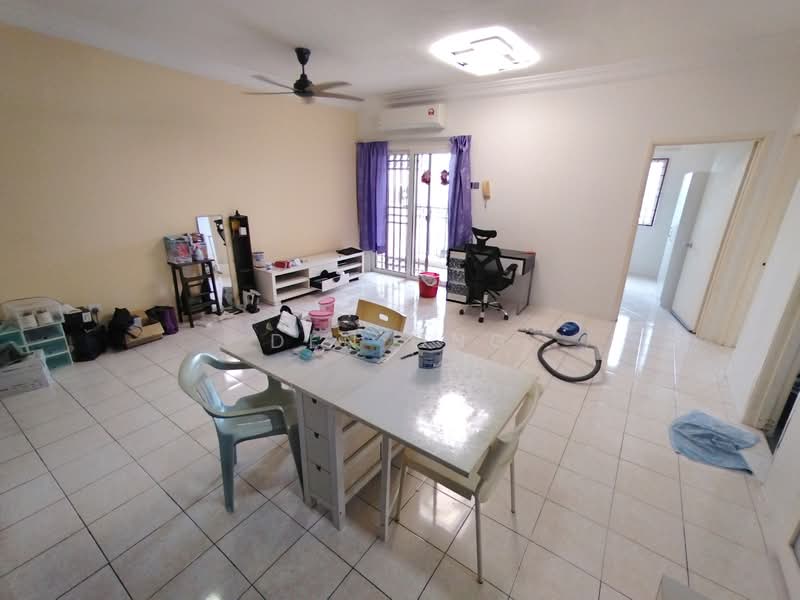 Apartment for Sale at Bayu Puteri - Den Ong - Living Room - PropertyGuru.com.my