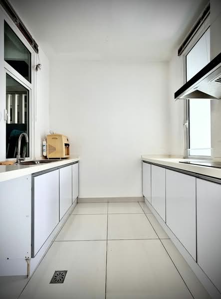 Condominium for Rent at Gurney Paragon - Ressha Ramesh - Kitchen - PropertyGuru.com.my