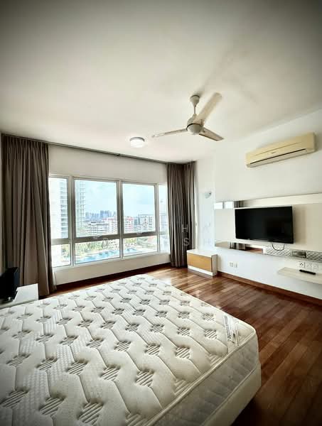 Condominium for Rent at Gurney Paragon - Ressha Ramesh - Bedroom - PropertyGuru.com.my