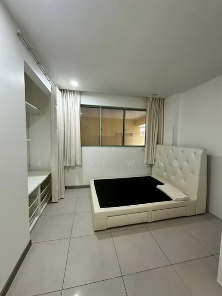 Condominium for Sale at Bayshore Condominium - Elaine Wong - Bedroom - PropertyGuru.com.my