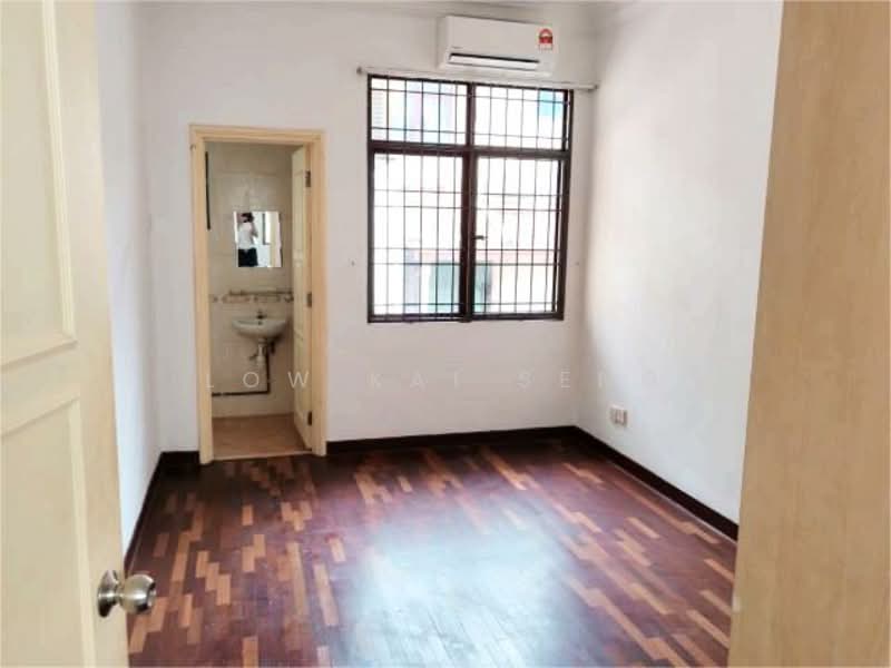 2-storey Terraced House for Rent in Kelana Jaya (Petaling Jaya) - Low Kai Seng - Interior - PropertyGuru.com.my