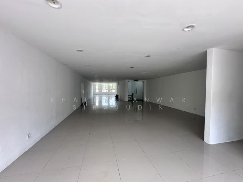 Kedai / Pejabat untuk Disewa di Sungai Buloh (Selangor) - Khairil Anwar Sirajudin - Interior - PropertyGuru.com.my