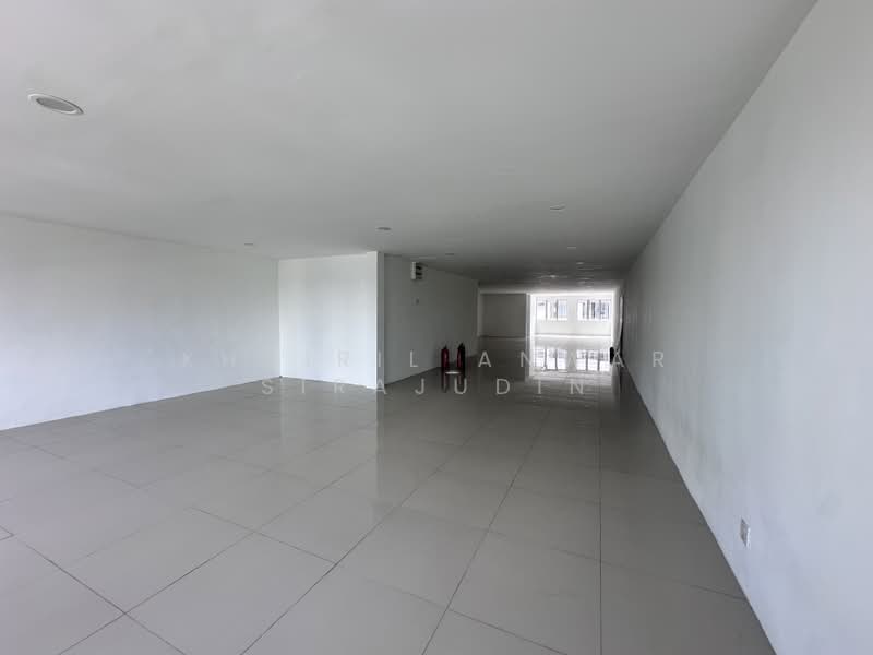 Kedai / Pejabat untuk Disewa di Sungai Buloh (Selangor) - Khairil Anwar Sirajudin - Interior - PropertyGuru.com.my