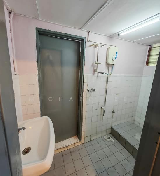 2-storey Terraced House for Rent in Taman Puchong Indah (Puchong) - Michael Lee - Bathroom - PropertyGuru.com.my