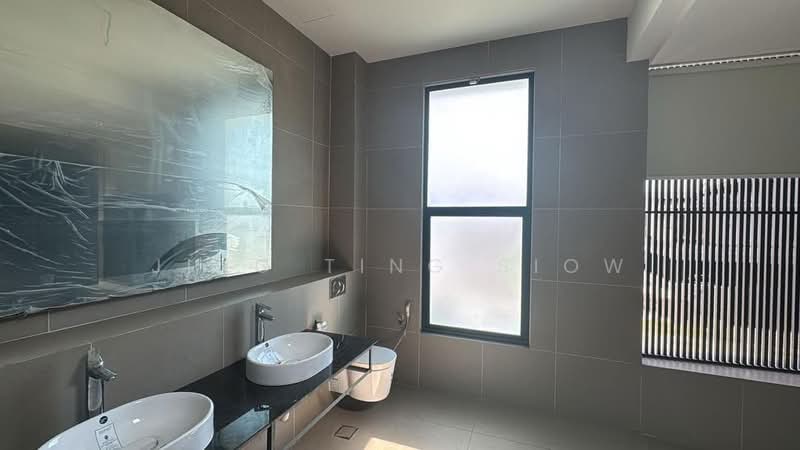 Semi-Detached House for Sale in Taman Nusa Bestari (Iskandar Puteri (Nusajaya)) - Jing Ting Siow - Bathroom - PropertyGuru.com.my