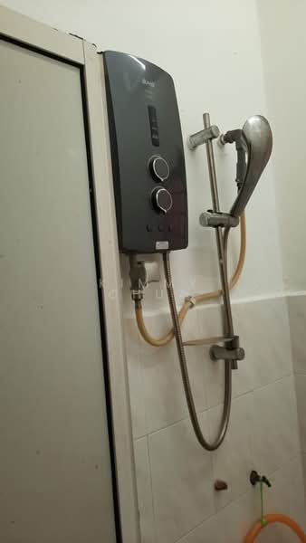 Flat for Rent at Taman Putra Perdana - Kimmy Chua - Bathroom - PropertyGuru.com.my