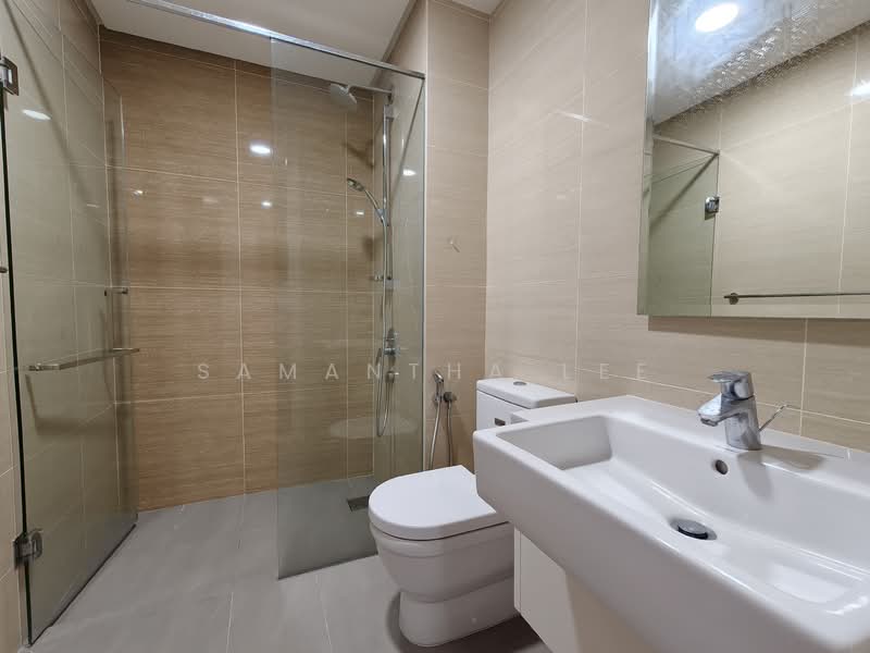 Service Residence for Rent at The Astaka @ 1 Bukit Senyum - Samantha Lee - Bathroom - PropertyGuru.com.my