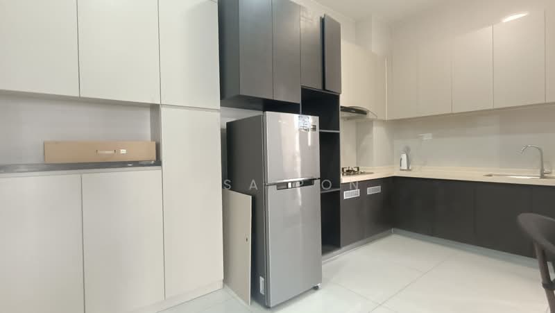 Condominium for Rent at Bay Laurel @ Country Garden Danga Bay - Lisa Pon - Kitchen - PropertyGuru.com.my