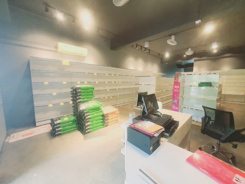 Shop for Rent in Taman Rembia Perkasa (Rembia) - CHIN FN - Interior - PropertyGuru.com.my