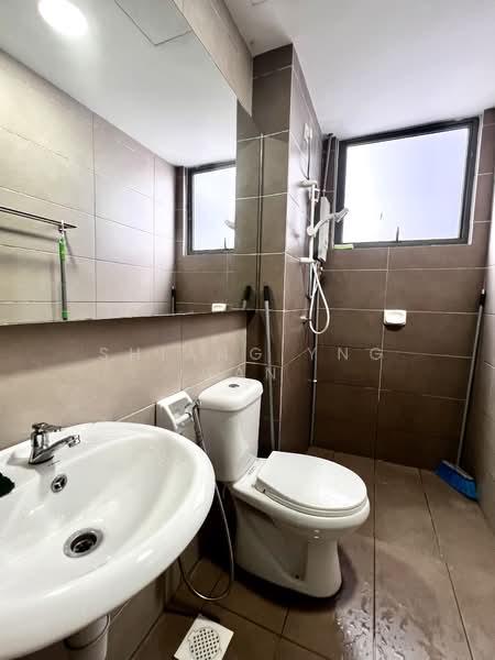 Service Residence for Sale at ARC @ Austin Hills - Shiang Yng Tan - Bathroom - PropertyGuru.com.my