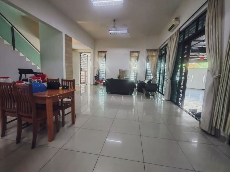 Cluster House for Sale in Skudai (Johor) - Crystal Tan - Living Room - PropertyGuru.com.my