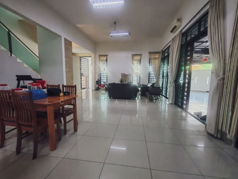 Cluster House for Sale in Skudai (Johor) - Crystal Tan - Living Room - PropertyGuru.com.my