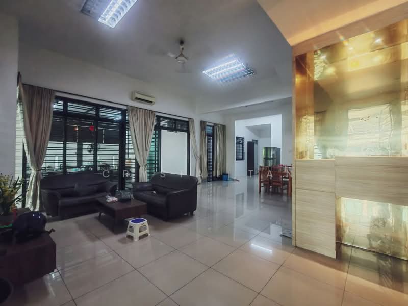 Cluster House for Sale in Skudai (Johor) - Crystal Tan - Living Room - PropertyGuru.com.my