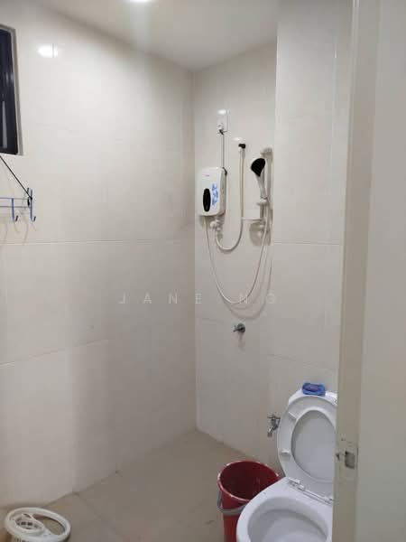 Service Residence for Sale at Mahkota Impian - Jane Ng - Bathroom - PropertyGuru.com.my