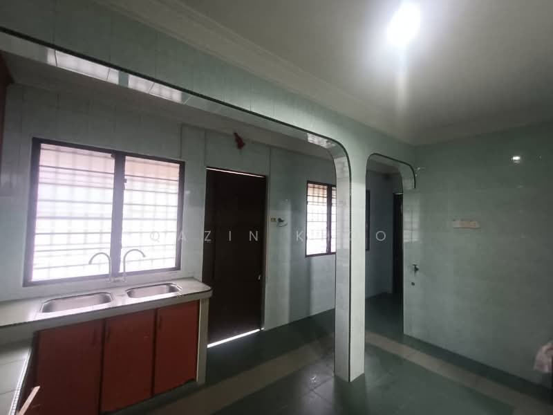 First Garden untuk Untuk Disewa - RM 1,300 /bulan, Feb 2026 - Kitchen - PropertyGuru.com.my