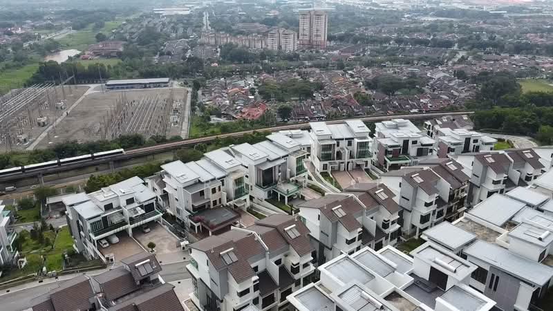 4 Storey Semi-D Luxury With Home Lift, Kingsley Hills Putra Heights @ Subang ( The best view facing untuk Untuk Dijual - RM 2,100,000, Feb 2026 - Exterior - PropertyGuru.com.my