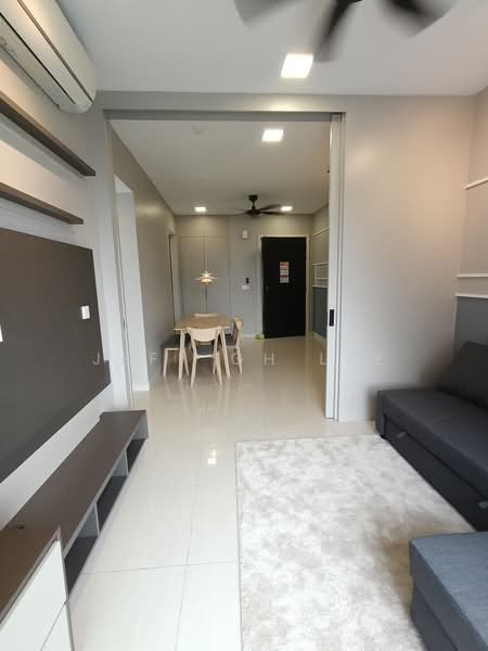 Servis Apartment untuk Disewa di Datum Jelatek Residence - Jeff GH Lee - Living Room - PropertyGuru.com.my