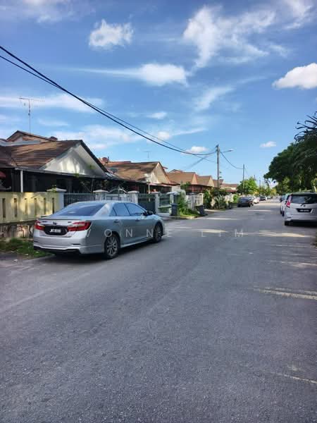 1-storey Terraced House for Sale in Taman Puteri Wangsa (Ulu Tiram) - Yvonne Lim - Exterior - PropertyGuru.com.my