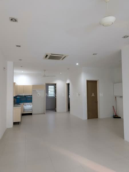 3-storey Terraced House for Rent in Tanjung Bungah (Penang) - Fionne Seah - Kitchen - PropertyGuru.com.my