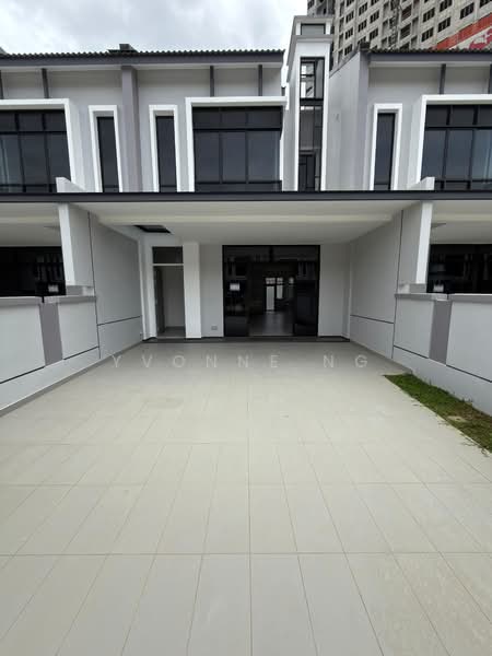 2-storey Terraced House for Sale in Taman Mount Austin (Tebrau) - Yvonne Ng - PropertyGuru.com.my