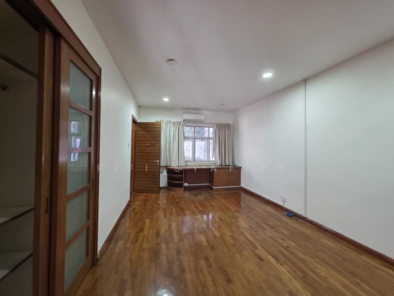 Bungalow for Rent in Damansara Heights (Kuala Lumpur) - Fifi Syafiza - Study - PropertyGuru.com.my