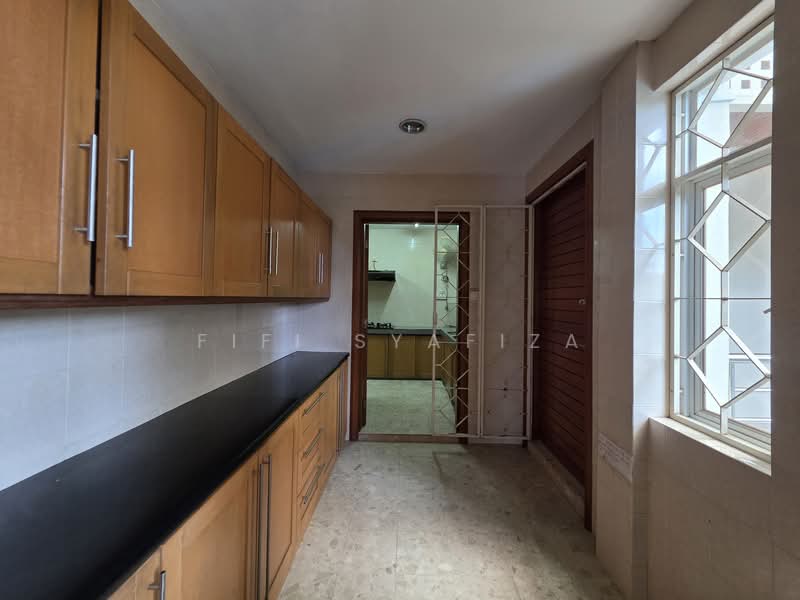 Bungalow for Rent in Damansara Heights (Kuala Lumpur) - Fifi Syafiza - Kitchen - PropertyGuru.com.my