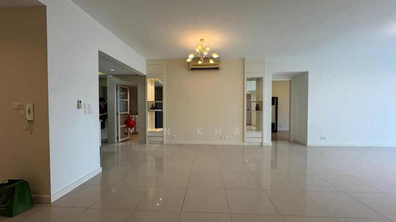 Condominium for Sale at Mont Kiara Banyan - Yen Khai - Living Room - PropertyGuru.com.my