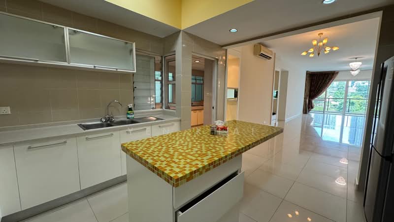 Condominium for Sale at Mont Kiara Banyan - Yen Khai - Kitchen - PropertyGuru.com.my