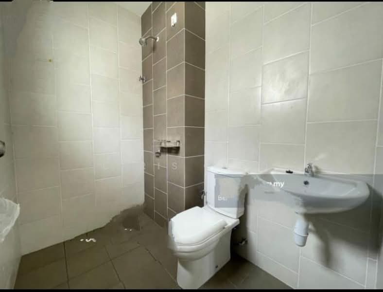 2-storey Terraced House for Sale in Semenyih (Selangor) - Chris Choo - Bathroom - PropertyGuru.com.my