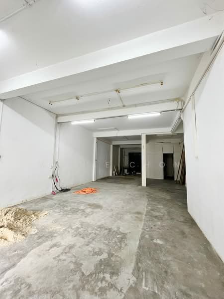 Shop for Sale in Taman Tasek (Johor Bahru) - Weinie Chon - Interior - PropertyGuru.com.my