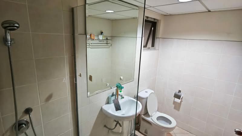 Service Residence for Rent at Kiara Designer Suites - Allie Jamal - Bathroom - PropertyGuru.com.my