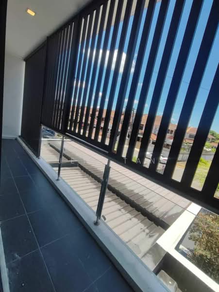 Semi-Detached House for Sale in Kuching (Sarawak) - Jeno Tan - Exterior - PropertyGuru.com.my