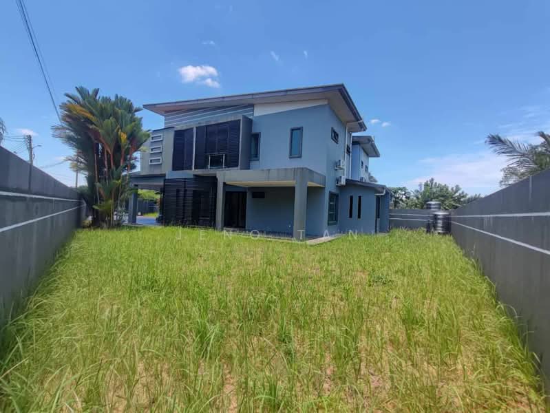 Semi-Detached House for Sale in Kuching (Sarawak) - Jeno Tan - Exterior - PropertyGuru.com.my