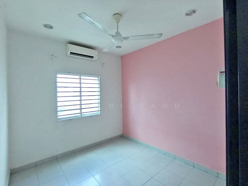 Townhouse for Rent in Taman Aman Permai (Bangi) - Rohani Daud - Interior - PropertyGuru.com.my