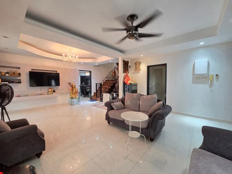 Semi-Detached House for Sale in Taman Lestari Perdana (Seri Kembangan) - Gudrotullah Ikhwan - Living Room - PropertyGuru.com.my