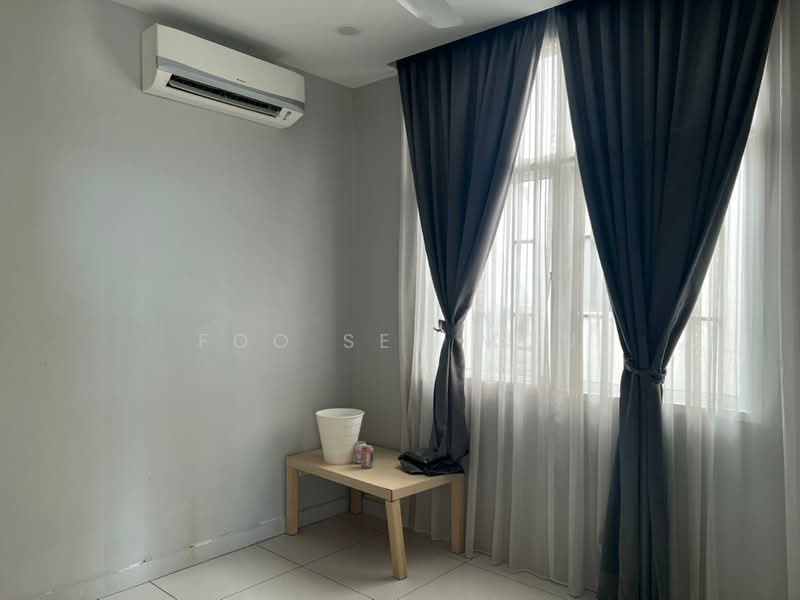Service Residence for Sale at Skypod Residence - Foo Sek Mou - Interior - PropertyGuru.com.my