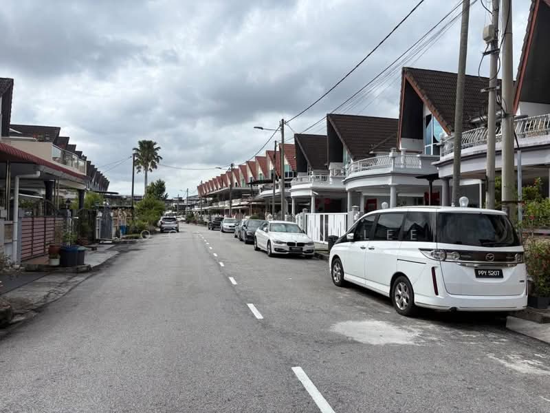 Taman Teratai Indah untuk Untuk Dijual - RM 990,000, Mac 2026 - Exterior - PropertyGuru.com.my