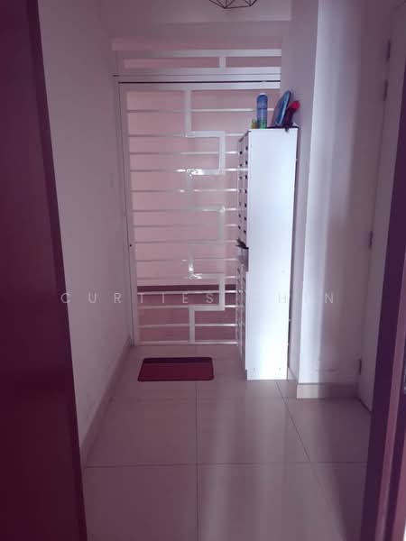 Condominium for Sale at Lake Point Residence - CURTIES CHIN - Entrance - PropertyGuru.com.my