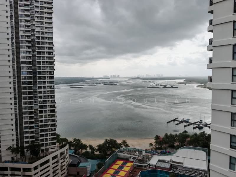 Condominium for Sale at Amberside @ Country Garden Danga Bay - Vivian Abdullah - Exterior - PropertyGuru.com.my