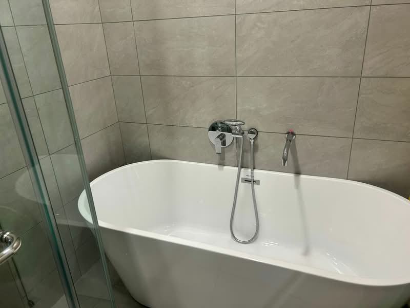 Dorsett Waterfront Subang untuk Untuk Disewa - RM 2,400 /bulan, Mac 2026 - Bathroom - PropertyGuru.com.my