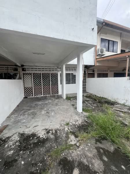 2-storey Terraced House for Sale in Taman Haji Ahmad (Kuantan) - Rachel Leow - Exterior - PropertyGuru.com.my