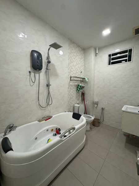 2.5 Storey Terrance House FULLY RENOVATED @ Taman Teratai Indah, Butterworth untuk Untuk Dijual - RM 988,000, Mac 2026 - PropertyGuru.com.my