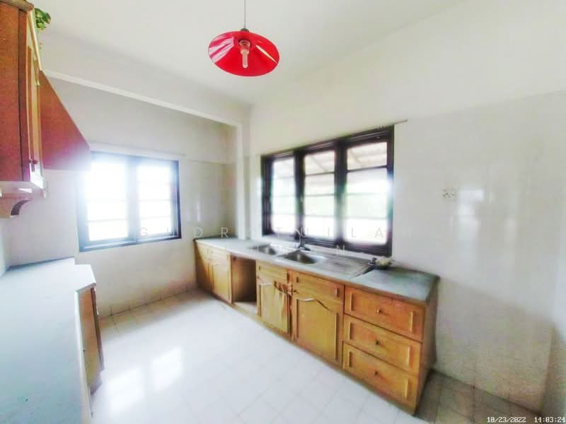 Semi-Detached House for Sale in Bandar Tun Hussein Onn (Cheras) - Gudrotullah Ikhwan - Kitchen - PropertyGuru.com.my