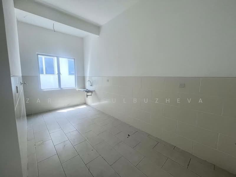 2-storey Terraced House for Sale in Kajang 2 (Kajang) - Zarema Kulbuzheva - Kitchen - PropertyGuru.com.my