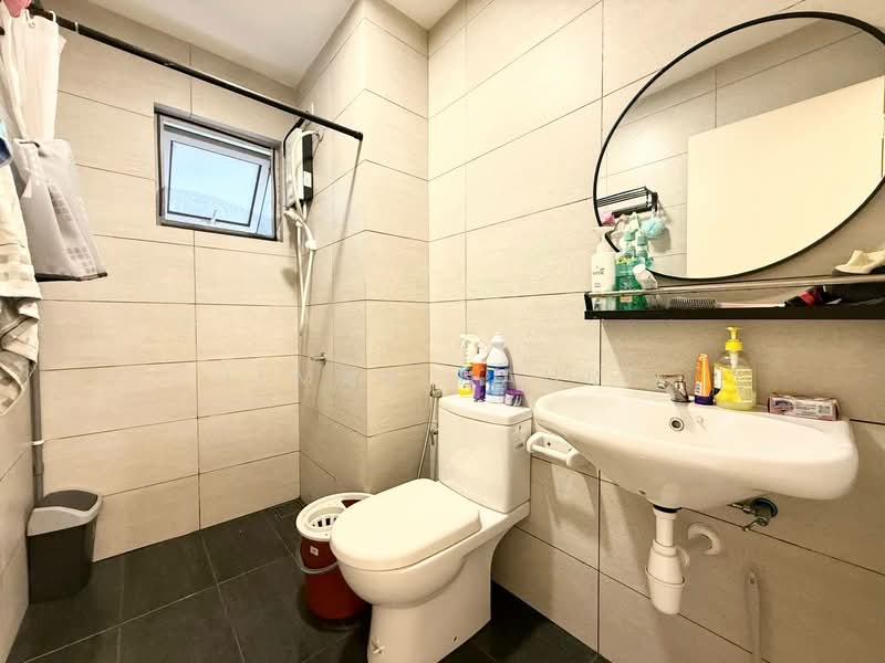 Service Residence for Sale at Residensi Rimbun @ Canopy Hills - Ilman Nahri - Bathroom - PropertyGuru.com.my