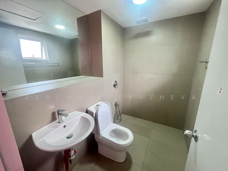 Condominium for Sale at Midfields 2 - Zarema Kulbuzheva - Bathroom - PropertyGuru.com.my