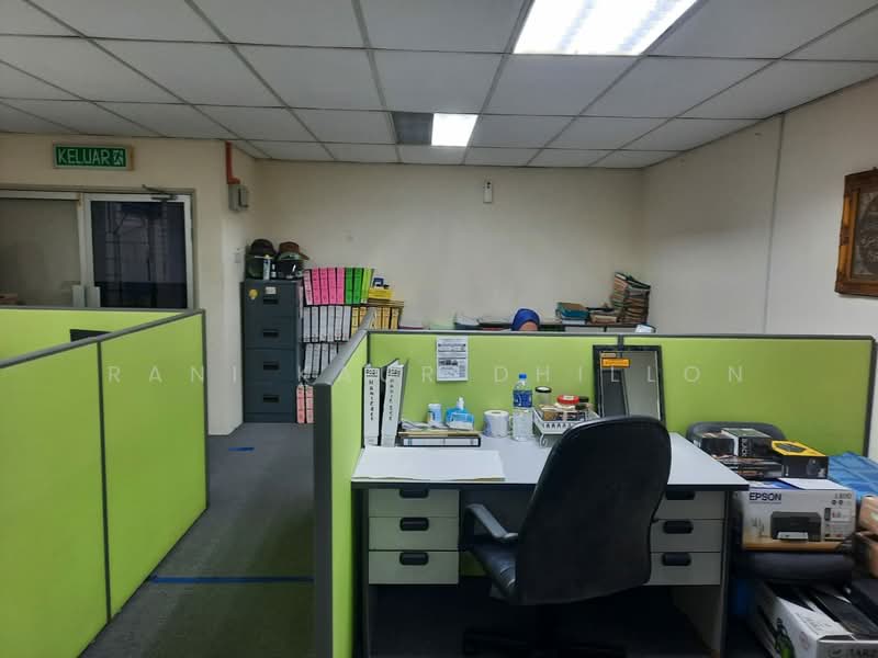 Office for Sale in Puchong (Selangor) - Rani Kaur Dhillon - Interior - PropertyGuru.com.my